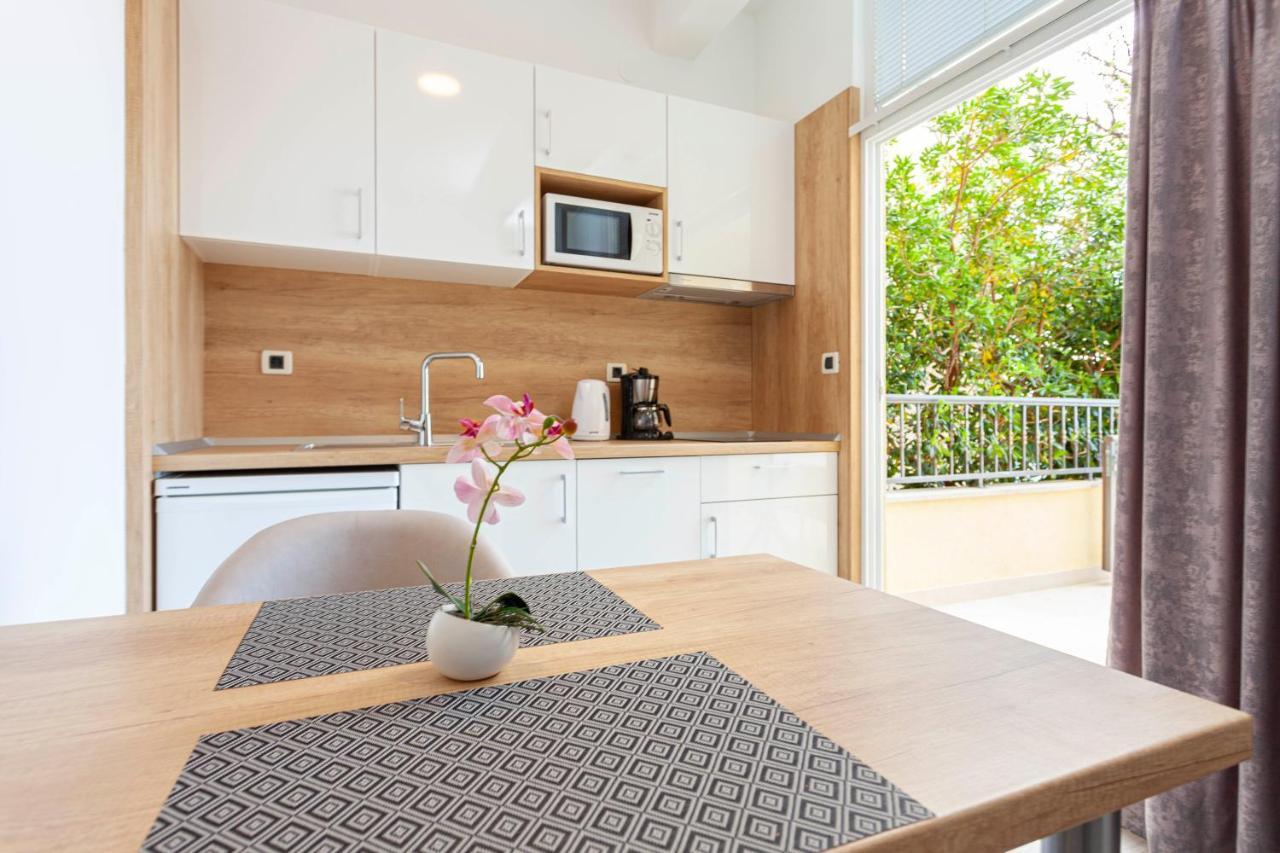 Villa King Apartments Brela Bilik gambar